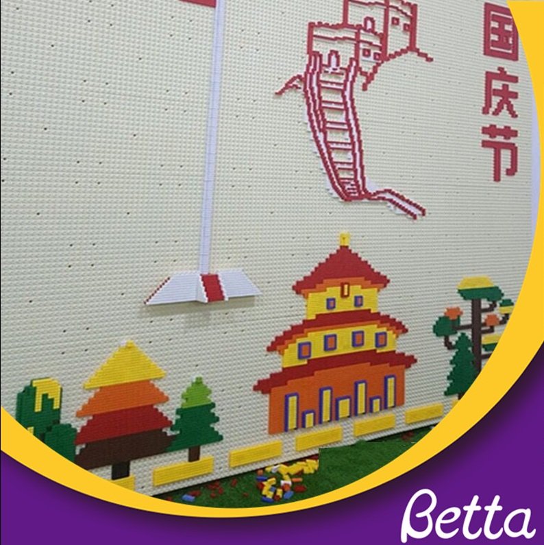 Bettaplay Factory direct sale kids brick baseplate block toys.jpg Bettaplay مصنع البيع المباشر للأطفال من الطوب اللوح الأساسي block Toys.jpg