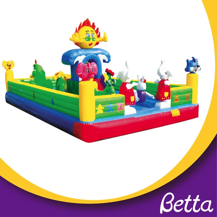 Bettaplay Popular inflatable bounce house.jpg Bettaplay Популярный надувной дом.jpg