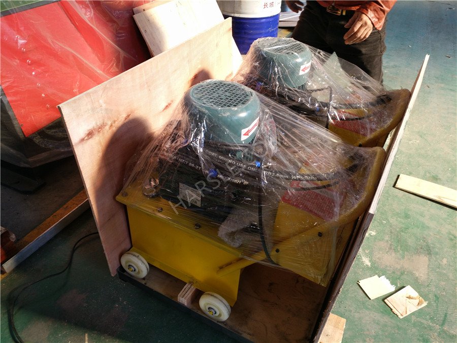 Bangladesh- riveting machine-171208 (2) 孟加拉国铆接机-171208(2)
