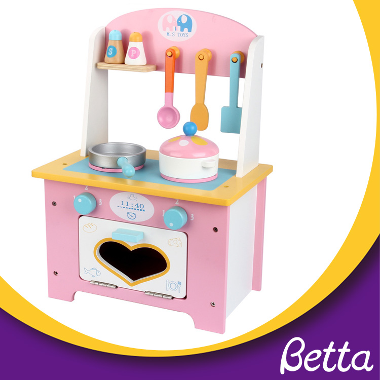 Bettaplay Wooden kids kitchen set toy children pretend toy kitchen sets.jpg مجموعة ألعاب المطبخ الخشبية للأطفال من Bettaplay لعبة التظاهر للأطفال Kitchen Sets.jpg