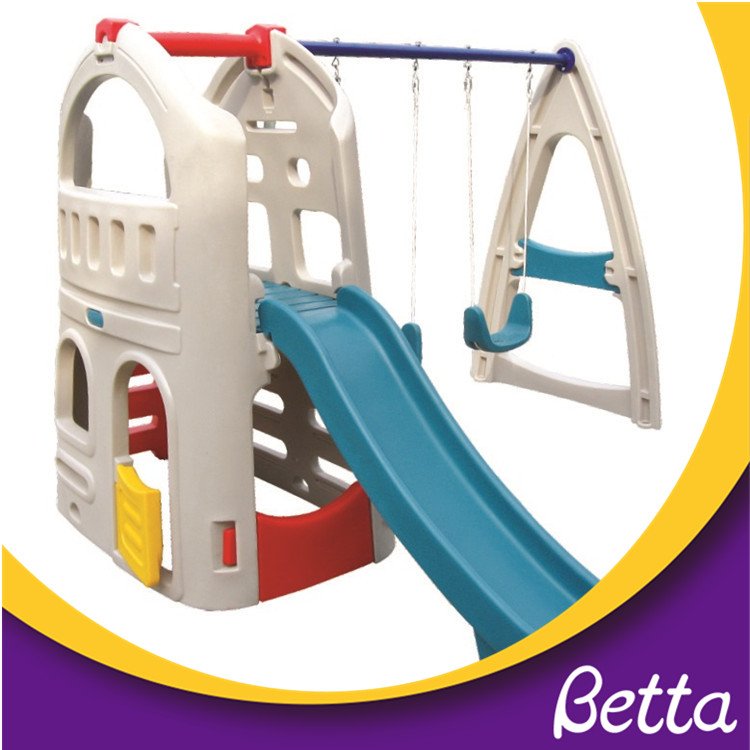 playhouse for childre5 مسرح للأطفال5
