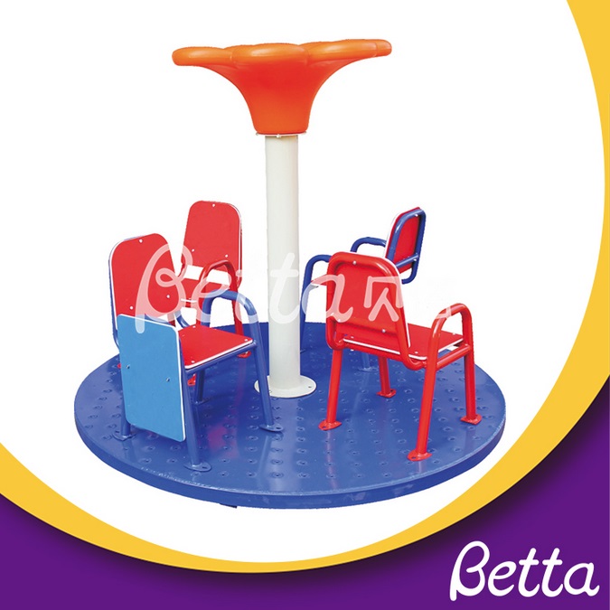 Bettaplay Nuevo dise&ntilde;o jard&iacute;n parque 4 ni&ntilde;os rotonda playset.jpg