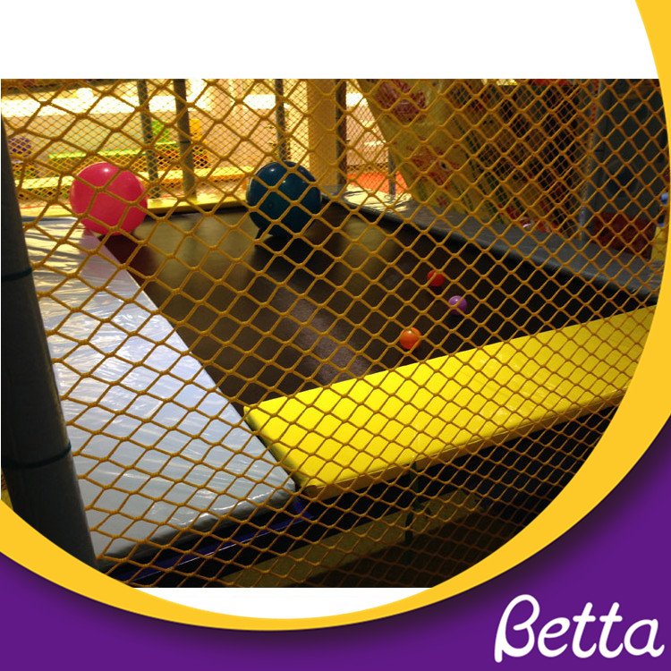 شبكات أمان ملعب Bettaplay