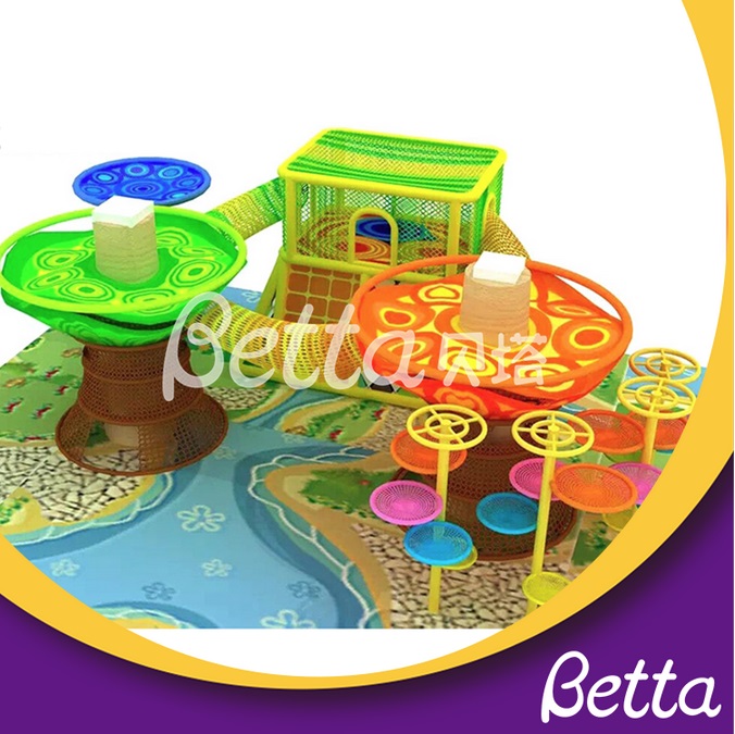 Bettaplay красочная игровая площадка вязания крючком.