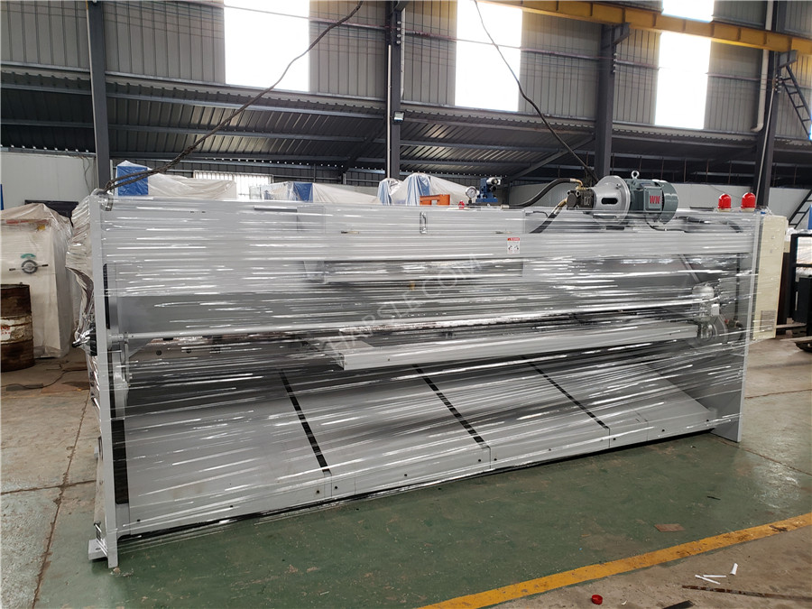 Canada-QC12Y-8X4000 (2) 加拿大-QC12Y-8X4000(2)