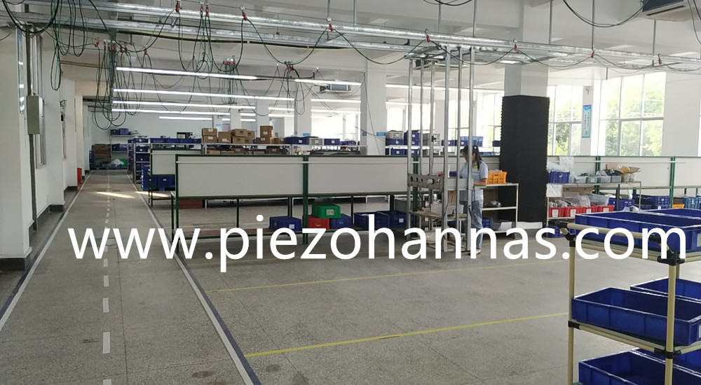 Przetwornik ultradźwiękowy z metalową obudową 200 kHz do pomiar&oacute;w przepływu gazu