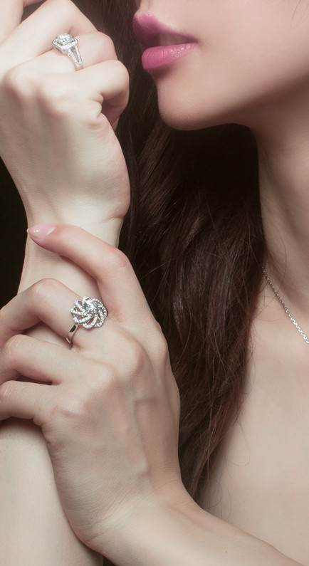 モアッサナイト ゴールド ジュエリー